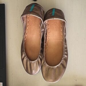 TIEKS Size 8